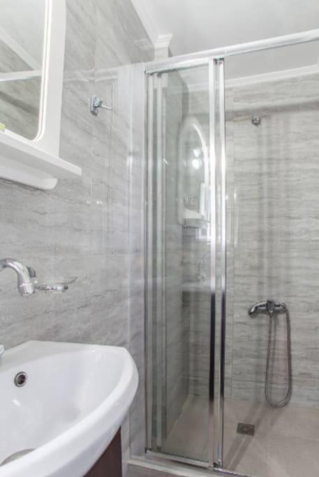 Newly Reconstructed Flat 107Sqm! Chrissi Akti Chania Exterior foto