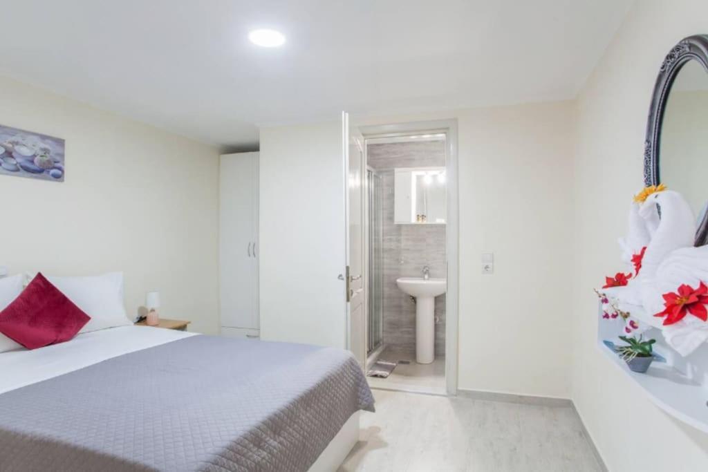 Newly Reconstructed Flat 107Sqm! Chrissi Akti Chania Exterior foto