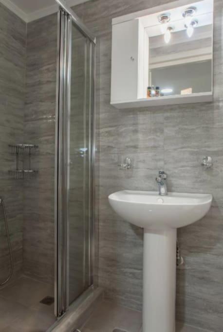 Newly Reconstructed Flat 107Sqm! Chrissi Akti Chania Exterior foto